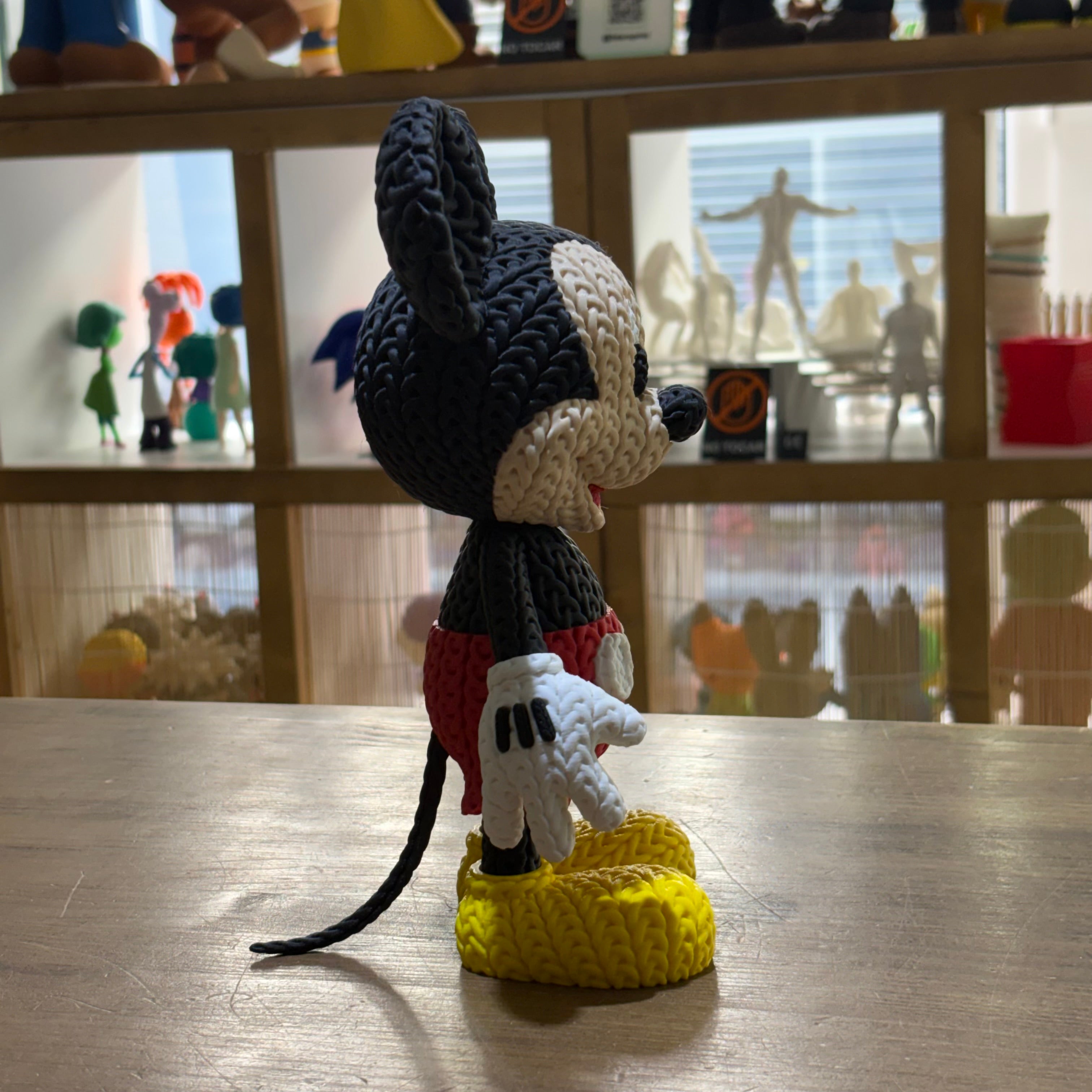 PERSONAJE ESTILO CROCHET 3D