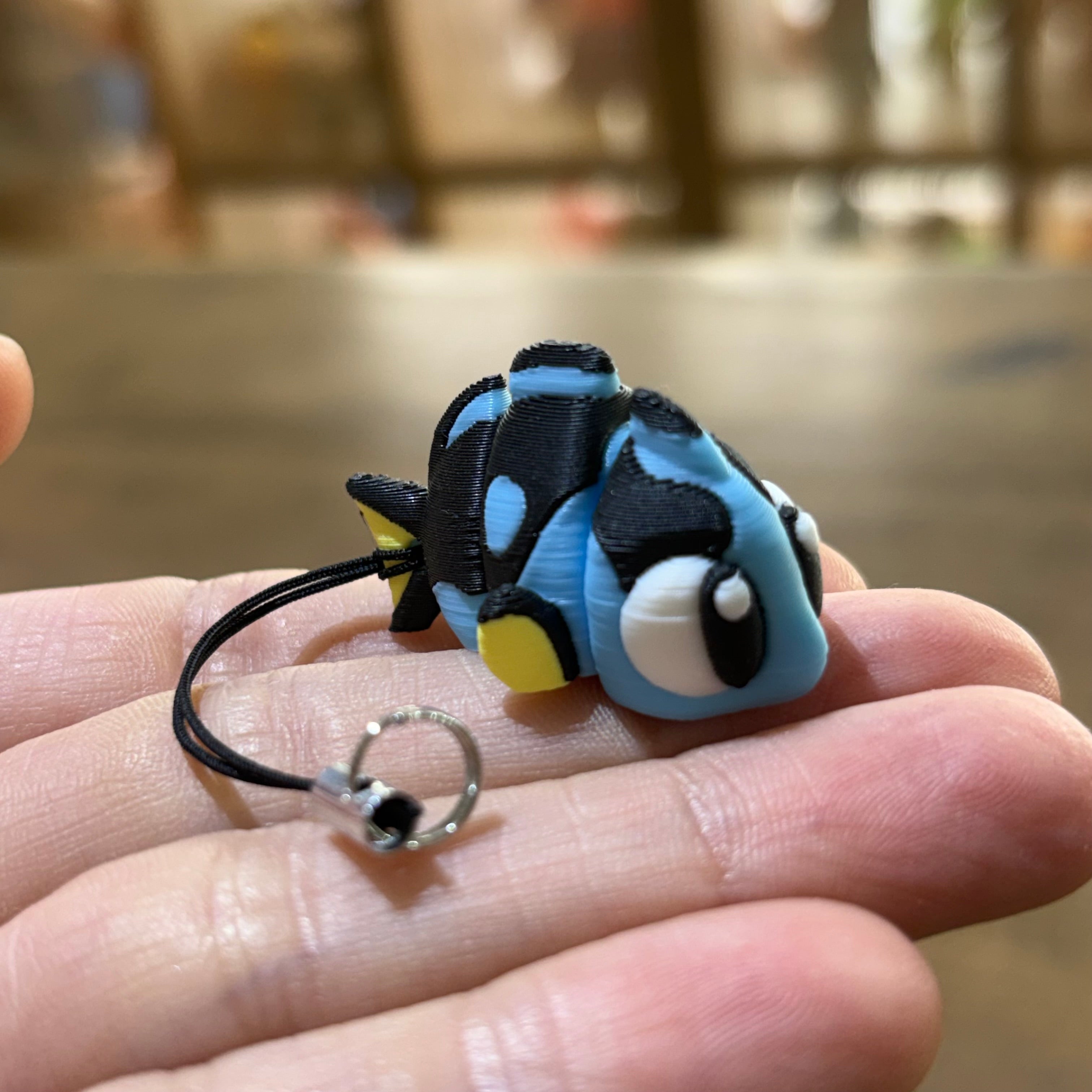 LLAVERO MINI PEZ AZUL