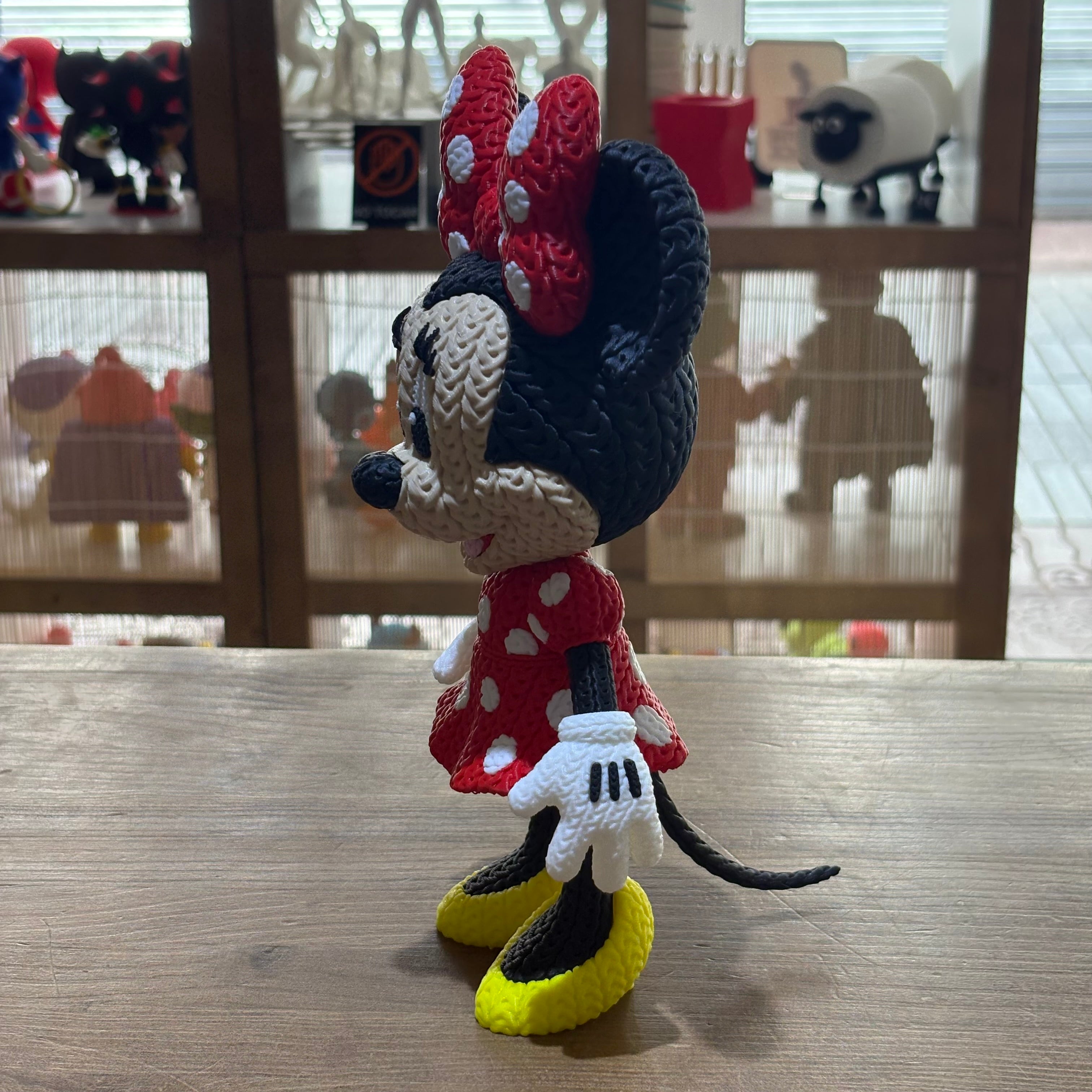 PERSONAJE ESTILO CROCHET 3D