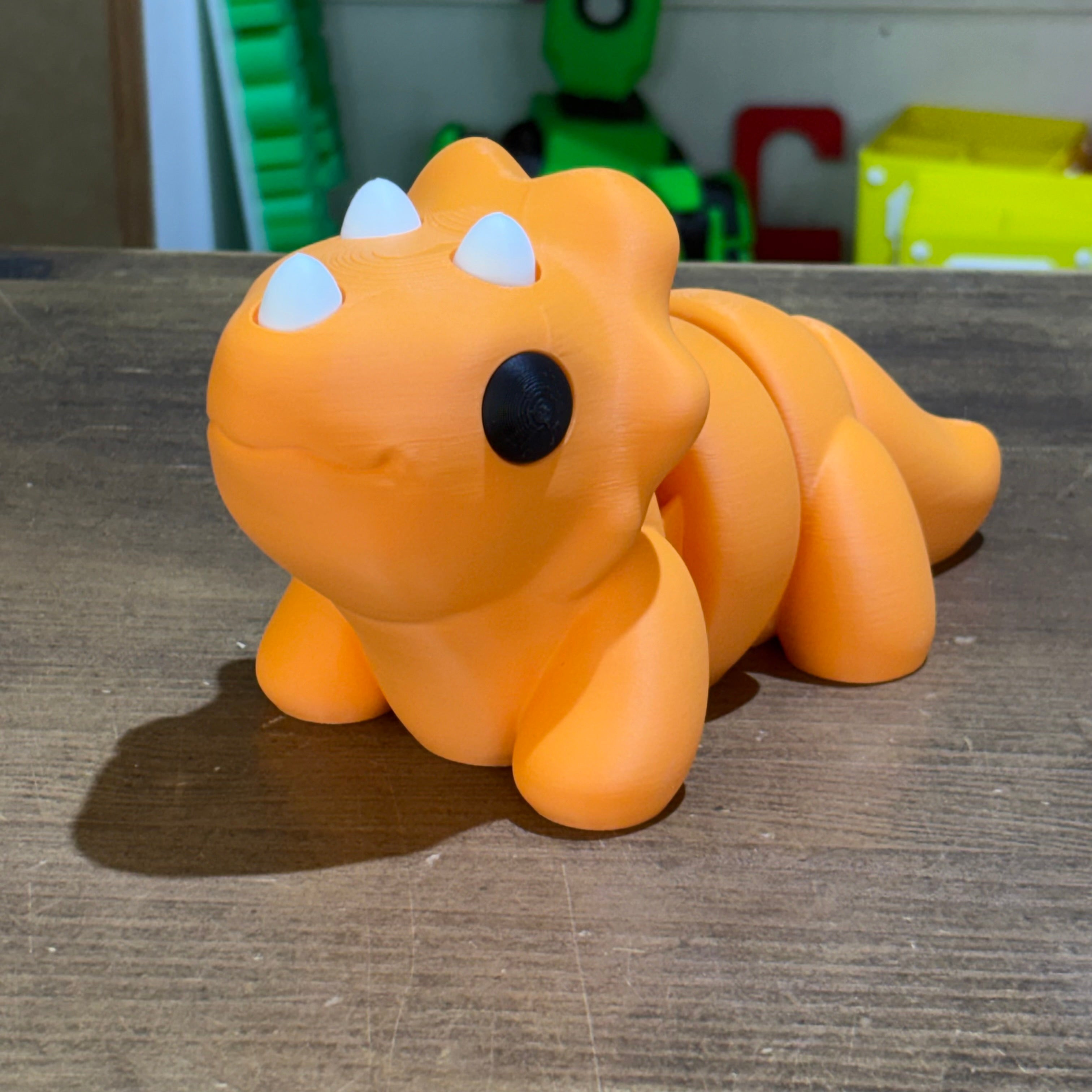 MAXI TRICERATOPS FLEXI NARANJA