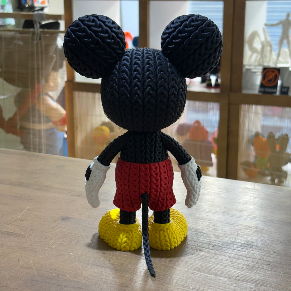 PERSONAJE ESTILO CROCHET 3D